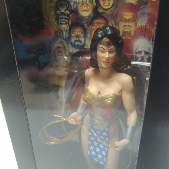 WONDER WOMAN Action Figure Alex Ross Kingdom Come Wave 1 - Picture 10 of 11
